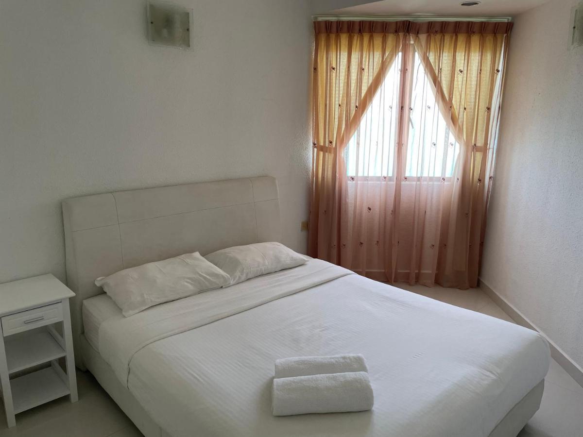 The Ferringhi Sea View At Sri Sayang Appartement Batu Feringgi Buitenkant foto