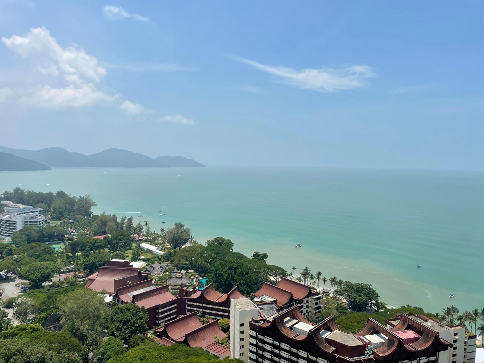 The Ferringhi Sea View At Sri Sayang Appartement Batu Feringgi Buitenkant foto