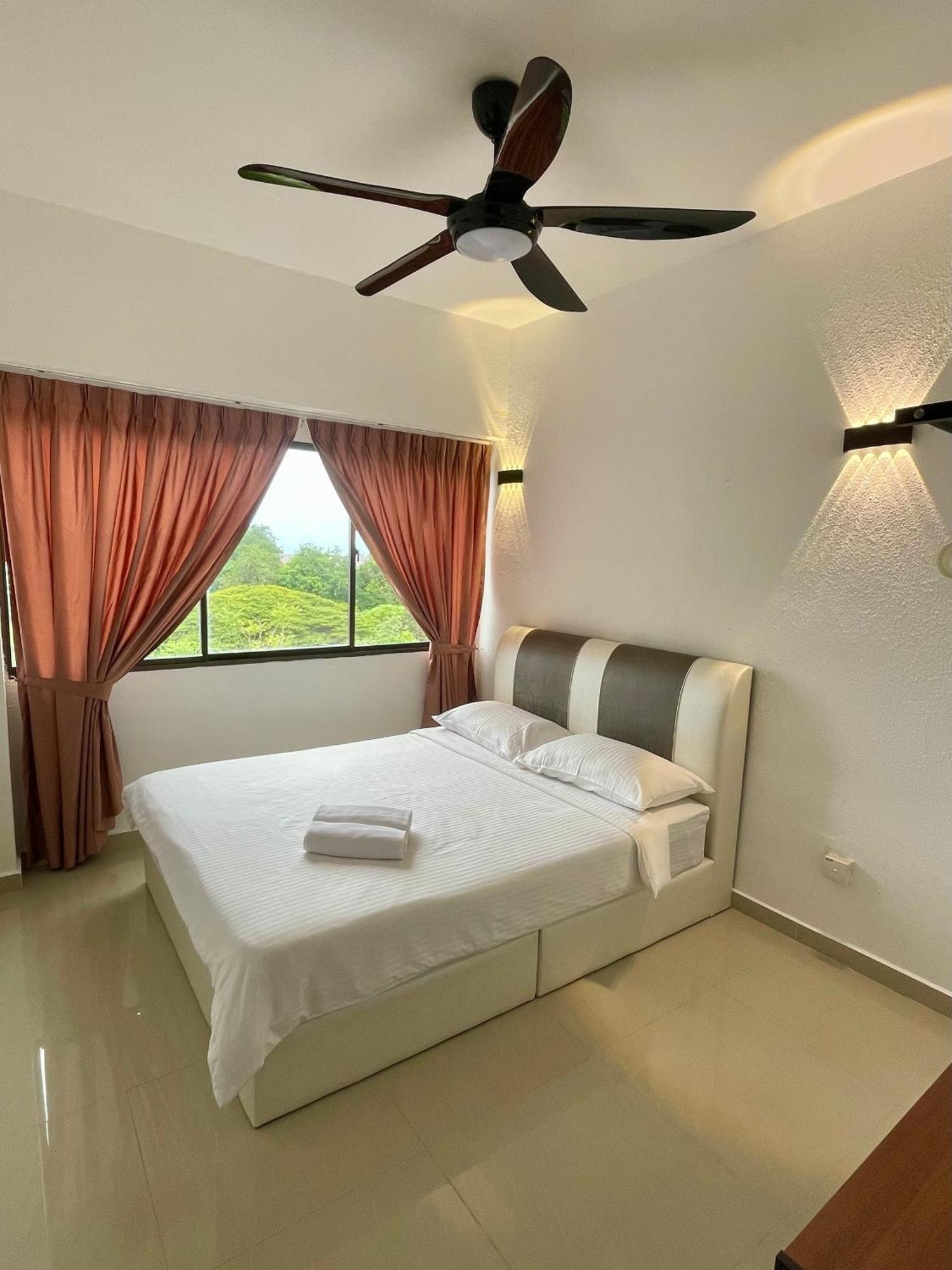 The Ferringhi Sea View At Sri Sayang Appartement Batu Feringgi Buitenkant foto